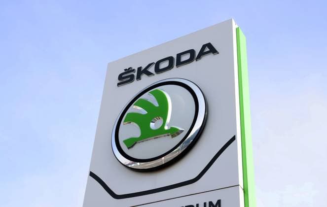 10 10 2023, Germany, NRW, car manufacturers, car brands, cars, safety, recall for 50000 SKODA vehicles because the passenger airbag can rupture if deployed, Takata airbags, recall, Federal Motor Transport Authority, production defect, safety risk, airbag, company logo Skoda, logo NRW Germany Copyright: xD.xKerlekin SnowfieldxPhotographyx SF101023SkodaD1