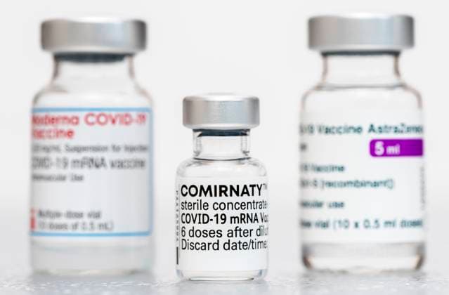 Covid 19 vaccine from Astra Zeneca, Moderna and Pfizer Biontech Pfizer Biontech The vaccine from Astra Zeneca, Moderna and Pfizer Biontech Pfizer Biontech against Corona Covid 19