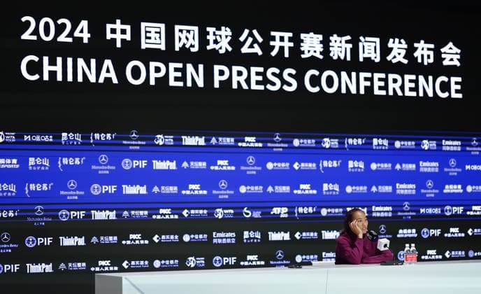 (241005) -- BEIJING, Oct. 5, 2024 -- Zheng Qinwen attends the press conference after the women s singles semifinal match between Zheng Qinwen of China and Karolina Muchova of the Czech Republic at 2024 China Open tennis tournament in Beijing, capital of China, Oct. 5, 2024. (Photo by Xinhua) (SP)CHINA-BEIJING-TENNIS-CHINA OPEN-WOMEN S SINGLES(CN) DuxXinyi