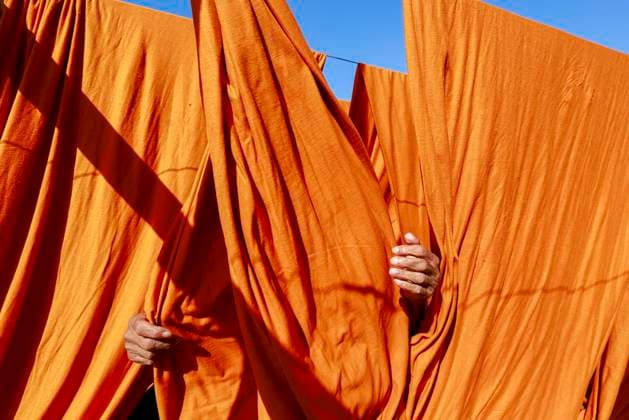 Bilder des Jahres 2024, News 11 November News Themen der Woche KW45 News Bilder des Tages November 9, 2024, Fatullah, Narayanganj, Bangladesh: Bangladeshi workers collect fabric after dry them under the sun at a dyeing factory in Narayanganj, near Dhaka, Bangladesh, on November 9, 2024. In Narayanganjâ€⠢s Fatullah, vibrantly dyed fabrics stretch across an open field, glowing as they dry under the sun. Factory workers pour their heart and soul into each step of the dyeing process, transforming raw fabric into material that will soon become T-shirts. Fatullah Bangladesh - ZUMAd117 20241109_fap_d117_014 Copyright: xSuvraxKantixDasx