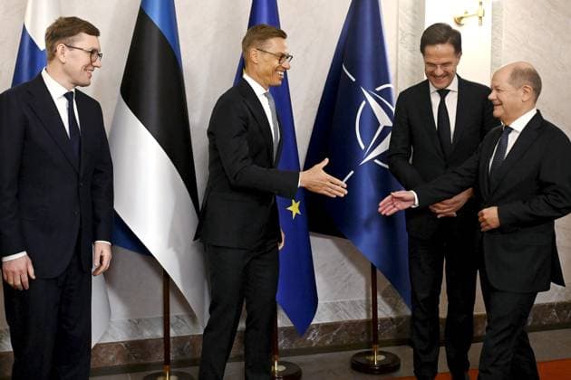 Finnish President Alexander Stubb (2nd left) welcomes German Chancellor Olaf Scholz (right) in the beginning of the aummit of the Baltic Sea NATO countries at the Presidential Palace in Helsinki, Finland, on January 14, 2025. Estonian Prime Minister Kristen Michal is on the left and and Nato s Secretary General Mark Rutte on the 2nd right. Finnish President Alexander Stubb and Estonian Prime Minister Kristen Michal host a summit of the Baltic Sea NATO countries in Helsinki on January 14. The topic of the summit is the security of the Baltic Sea region, especially measures required to secure the critical underwater infrastructure. Helsinki Finland Copyright: xAnttixAimo-Koivistox LKFTJK20250114093319UQUW