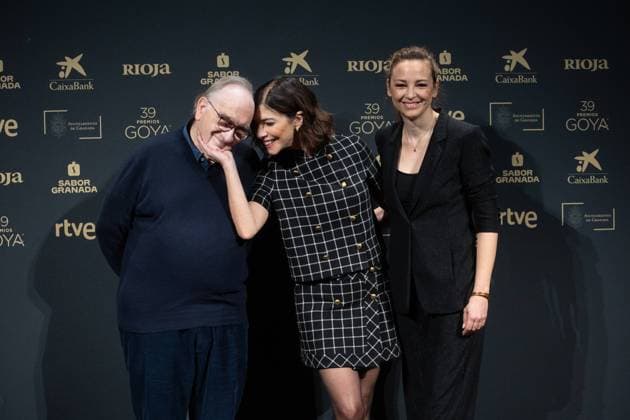 Bilder des Jahres 2025, Entertainment 01 Januar Entertainment Themen der Woche KW04 Entertainment Bilder des Tages Goya Awards 2025 presenters and actresses, Maribel Verdú and Leonor Watling, and the director of the Film Academy, Fernando Méndez Leite, attend to the media two weeks before the Goya Awards 2025 gala, at the Film Academy, January 22, 2025, in Madrid Spain The 39th edition of the Goya Awards, presented by the Academy of Motion Picture Arts and Sciences of Spain, will be held in Granada on February 8, 2025 JANUARY 22, 2025 Alejandro Martínez Vé Spain Copyright: xAlejandroxMartinezxVÃ lezx 6470102