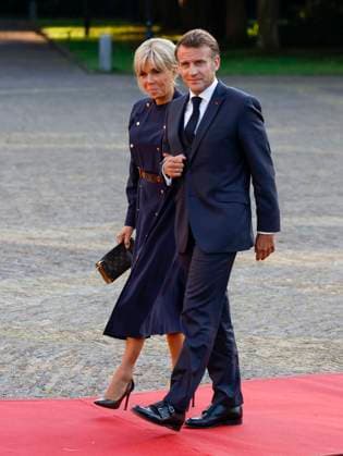 French president Emmanuel Macron and his wife Brigitte Macron attends a social dinner as part of the NATO Summit at the World Forum in The Hague, the Netherlands, 24 June 2025. The Netherlands hosts the NATO Summit in The Hague on 24 and 25 June. NATO Summit in The Hague !ACHTUNG: NUR REDAKTIONELLE NUTZUNG! Copyright: xJ.J.Guillenx GRAF3997 20250624-55017224472_1