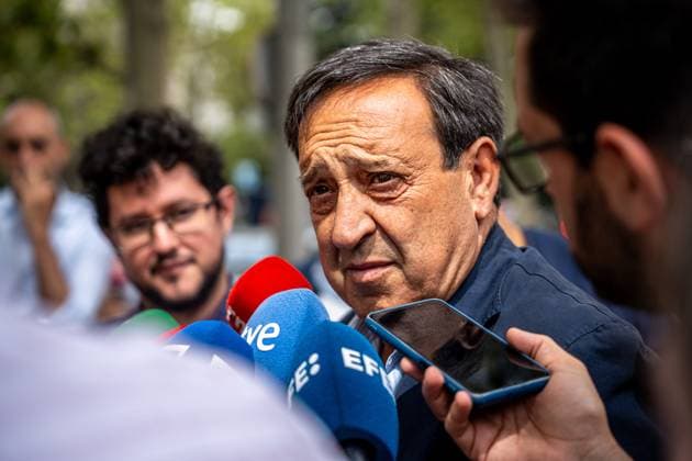 Body and Planas address the EU-US tariff agreement with the agri-food sector The national president of ASAJA, Pedro Barato, gives statements to the media after a meeting with the ministers of Economy and Agriculture, at the headquarters of the Ministry of Economy, on August 27, 2025, in Madrid Spain The Minister of Economy, Trade and Enterprise, and the Minister of Agriculture, Fisheries and Food, have met with representatives of the agri-food sector in the food products working group to discuss and share information on the trade agreement concluded last week between the United States and the European Union EU 27 AUGUST 2025 BODY PLANS AGRI-FOOD SECTOR EU USA MADRID Madrid Madrid Madrid Espana Copyright: xGabrielxLuengasx 6917883
