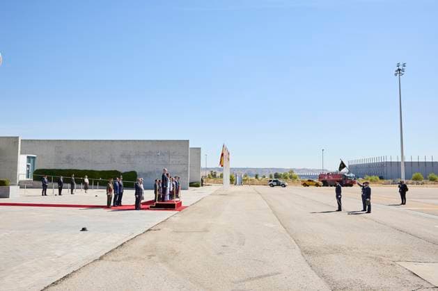 September 16, 2025, Madrid, Madrid, Spain: KING FELIPE VI of Spain and QUEEN LETIZIA of Spain depart for an official visit to Egypt at Barajas Airport Madrid Spain - ZUMAc260 20250916_zep_c260_019 Copyright: xMikexChicorrox
