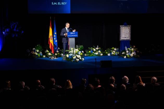 September 29, 2025, Madrid, Madrid, SPAIN: King Felipe of Spain presides over the presentation of the Forum Europa award to the President of the European Council, Antonio Costa, for the 25th anniversary of New Economy Forum, a leading Spanish and European debate forum in which political and social leaders from across Europe and Latin America participate. Madrid SPAIN - ZUMAc270 20250929_zip_c270_036 Copyright: xDavidxCruzxSanzx