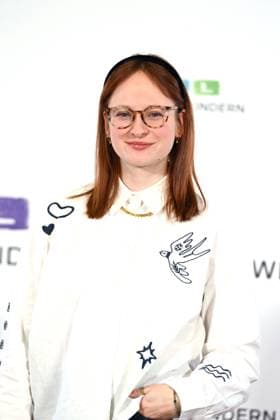 Johanna MUESSIGER, Müssiger, presenter, portrait, portrait, portrait, cropped single image, single subject, 30 RTL Spendenmarathon Wir helfen Kindern , television, 20 21 11 2025 in Huerth, Germany,