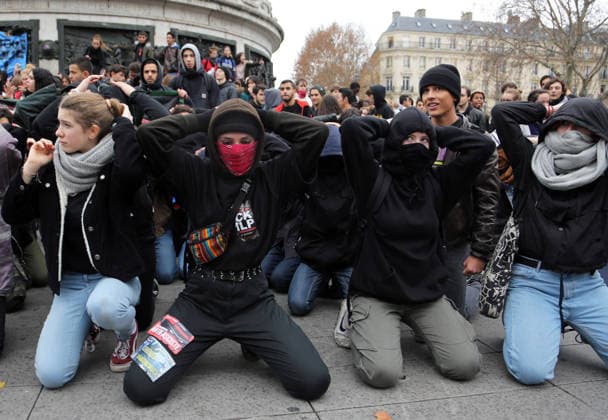 Student protest in Paris PARIS, FRANCE - DECEMBER 07: French students demonstrate against the increase of the subscription fees for foreigners students on Place de la Republique in Paris, France on December 07, 2018. Ile-de-France France. Editorial use only. Please get in touch for any other usage. Copyright: x2025xAnadoluxMustafaxYalcınx