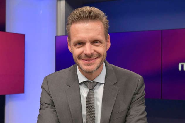 Florian Schroeder on the ARD talk show maischberger in Studio Berlin Adlershof Berlin, 11 03 2026 Foto:xM.xBehrensx xFuturexImagex maischberger1103_6316