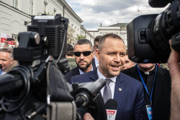 April 19, 2026, Warsaw, Mazovia, Poland: President Karol Nawrocki speaks to the media. Several thousand Polish conservative Christians gather at Castle Square in Warsaw for the National March for Life, the annual manifestation promoting pro-life, anti-LGBTQ views as well as Catholic family values. Organisers claim this to be the largest demonstration in defence of life in Poland, and one of the largest pro-life demonstrations in Europe. The march made a stop at the Presidential Palace, where the President of the Republic of Poland, Karol Nawrocki, greeted those on the march and spoke to the media. Warsaw Poland - ZUMAs197 20260419_aaa_s197_182 Copyright: xNeilxMiltonx