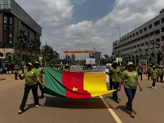 News Bilder des Tages International Workers Day in Cameroon YAOUNDE, CAMEROON - MAY 01: Workers, public employees, union representatives and civil society organizations gather on 20 May Avenue, the main venue of the celebrations, as participants march in organized processions in Yaounde, Cameroon on May 01, 2026. May Day, also known as International Workers’ Day, is celebrated across Cameroon, particularly in the capital Yaounde. Ahmet Emin Donmez Anadolu Yaounde Cameroon. Editorial use only. Please get in touch for any other usage. Copyright: x2026xAnadoluxAhmetxEminxDonmezx