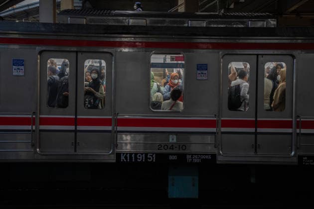 May 5, 2026, Bekasi Timur, West Java, Indonesia: East Bekasi, West Java, Indonesia, Tuesday, May 5, 2026: Flowers continue to fill the site of the train accident at East Bekasi Station, which claimed the lives of 14 victimsâ€all of whom were women. Expressions of condolence written on small slips of paper are visible throughout the station. Commuter line passengers passing through the station pause to look, offer prayers, or lay down flowers as a sign of grief. Bekasi Timur Indonesia - ZUMAh128 20260505_zap_h128_001 Copyright: xDonalxHusnix
