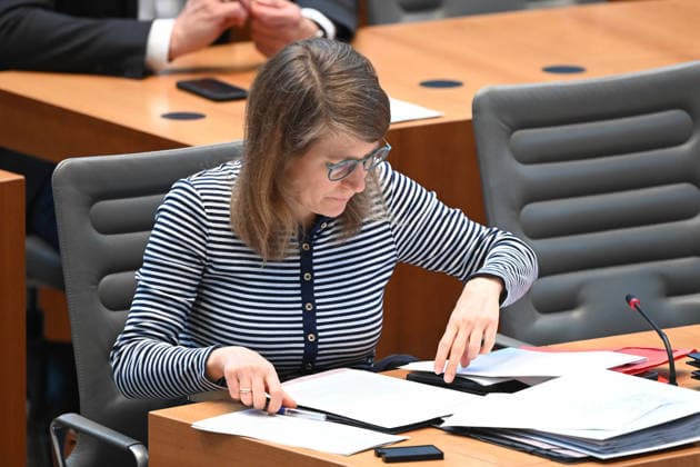 Verena SCHAEFFER, Schäffer, Minister for Children, Youth, Family, Equality, Refugees and Integration of the State of North Rhine-Westphalia 121 Session of the State Parliament of North Rhine-Westphalia, in the State Parliament of North Rhine-Westphalia NRW, Duesseldorf on 06 05 2026,