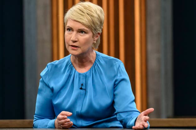 in the picture from l Manuela Schwesig, Minister President Mecklenburg-Vorpommern, SPD, GER, Berlin, Studio, guest of Caren Miosga, Polittalk, TV, format, recording, Das Erste, from Adlershof at Studio 20, topic How does the SPD want to regain trust, Ms. Schwesig 10 05 2026 Copyright: HMBxMedia UwexKoch