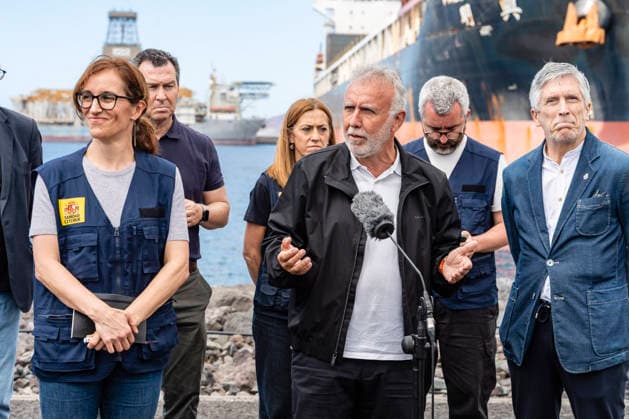 The evacuation of passengers of the cruise ship with hantavirus continues I D The Minister of Health, Monica Garcia, the Minister of Territorial Policy and Democratic Memory, Angel Victor Torres, and the Minister of the Interior, Fernando Grande Marlaska, report on the situation of the cruise ship MV Hondius anchored in the port of Granadilla, on May 11, 2026, in Granadilla de Abona, Tenerife, Canary Islands Spain The evacuation operation of the passengers and crew of the MV Hondius , anchored in the industrial port of Granadilla, continues throughout the day. After the Spanish passengers, who were the first to leave the ship and who have already arrived in Madrid, followed by the nationals of France, the Netherlands, the United Kingdom an Copyright: xEuropaxPressxCanariasx 7515147