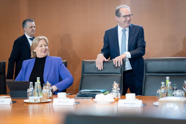 Cabinet meeting, Federal Government, Kick-off Kick-off, Cabinet meeting, Federal Government, Alexander Dobrindt, Federal Minister of the Interior, Bärbel Bas, Federal Minister, Labor, Social Affairs Berlin Berlin GER