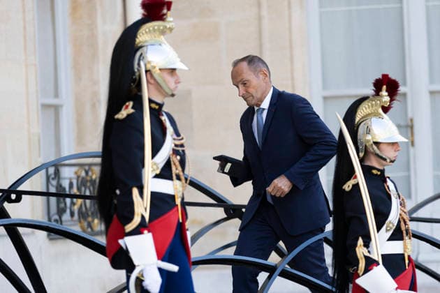 President Macron Welcomes Papua New Guinea PM Marape - Paris Emmanuel Bonne, the President’s diplomatic adviser, prior to a meeting between Emmanuel Macron, President of France, and James Marape, Prime Minister of Papua New Guinea, at the Élysée Palace in Paris, on 20 May 2026, as part of bilateral partnerships in the Indo-Pacific region in the fields of security and defence, the fight against illegal fishing, biodiversity and sustainable development. Photo by Jeremy Paoloni ABACAPRESS.COM Paris France Copyright: xPaolonixJeremy ABACAx