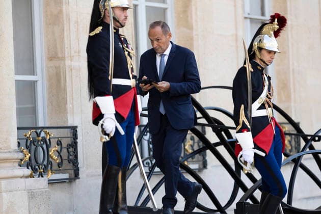 President Macron Welcomes Papua New Guinea PM Marape - Paris Emmanuel Bonne, the President’s diplomatic adviser, prior to a meeting between Emmanuel Macron, President of France, and James Marape, Prime Minister of Papua New Guinea, at the Élysée Palace in Paris, on 20 May 2026, as part of bilateral partnerships in the Indo-Pacific region in the fields of security and defence, the fight against illegal fishing, biodiversity and sustainable development. Photo by Jeremy Paoloni ABACAPRESS.COM Paris France Copyright: xPaolonixJeremy ABACAx