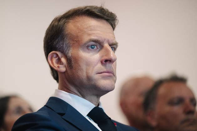 Emmanuel Macron, President of the French Republic during a visit to the European Forum on Computing Power, Quantum Sciences and Technologies, and Semiconductors at the Very Large Computing Centre of the French Alternative Energies and Atomic Energy Commission CEA in Bruyères le Châtel, south of Paris, le 22 mai 2026 Grégoire Campione Pool Bestimage French President during a visit to the European Forum on Computing Power, Quantum Sciences and Technologies, and Semiconductors at the Very Large Computing Centre of the French Alternative Energies and Atomic Energy Commission CEA in Bruyeres le Chatel, south of Paris, France, on May 22, 2026 Bruyères le Châtel France Copyright: xGrà goirexCampione Pool BestimagexGrà goirexCampione Pool Bestimagex