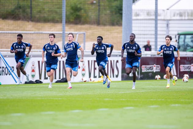July 8, 2026, Soccer, FC Schalke 04 Training: Junior Adamu (FC Schalke 04), Dylan Leonard (FC Schalke 04), Max Grüger (FC Schalke 04), Zaid Tchibara (FC Schalke 04), Bryan Lasme (FC Schalke 04), Soufiane El Faouzi (FC Schalke 04), Gelsenkirchen, FC Schalke 04 Training Facility, North Rhine-Westphalia, Germany, xRHR, PHOTO YYx RHR-FOTO YY