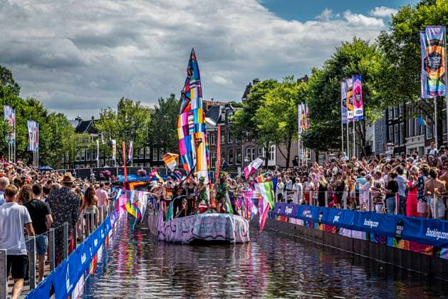 August 1, 2026, Amsterdam, North Holland, Netherlands: Floats pass through WorldPride Stadium during Amsterdam Pride s Canal Parade on August 1, 2026, in Amsterdam, the Netherlands. Hundreds of thousands of spectators joined the 30th edition of the Pride Canal Parade, the highlight of WorldPride Amsterdam 2026. This yearâ€⠢s parade also included the WorldPride Stadium grandstand, with seating for approximately 10,000 people to watch as floats pass. Amsterdam Netherlands - ZUMAp202 20260801_zip_p202_067 Copyright: xJamesxPetermeierx