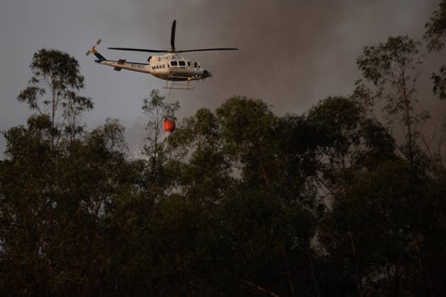The wildfire in Niebla, Huelva, remains active, with more than 4,000 hectares affected The wildfire in Niebla, Huelva, remains active, with more than 4,000 hectares affected August 8, 2026, in Niebla, Huelva, Andalusia, Spain The wildfire that broke out this past Thursday in the Raboconejo area of Niebla, Huelva, has spread to over 4,000 hectares, and the emergency phase—Operational Level 2—remains in effect, due to constantly shifting winds that are hampering the efforts of more than 300 firefighters working to extinguish it. AUGUST 8, 2026 Niebla, Huelva, Andalusia, Spain Niebla, Huelva, Andalusia, Spain Spain Copyright: xClaraxCarrascox 7706223