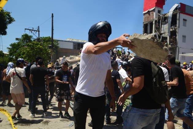 111 killed, 87 injured as magnitude 7.4 earthquake strikes Colombia CALI, COLOMBIA - AUGUST 10: Residents inspect damaged buildings after a magnitude 7.4 earthquake struck Colombia, killing at least 111 people and injuring 87 others, in Cali, Colombia, on August 10, 2026. According to authorities, around 1,500 properties have been affected across the country, while emergency crews continue search-and-rescue and damage-assessment operations. Edwin Rodriguez Pipicano Anadolu Cali Colombia. Editorial use only. Please get in touch for any other usage. Copyright: x2026xAnadoluxEdwinxRodriguezxPipicanox