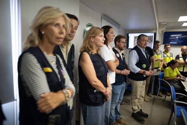 Antonio Sanz Provides an Update on the Huelva Wildfire at the PMA in Niebla. The First Vice President and Minister of the Presidency, Health, and Emergencies, Antonio Sanz, addresses the media. On August 15, 2026, in Niebla, Huelva, Andalusia, Spain. The First Vice President and Minister of the Presidency, Health, and Emergencies, Antonio Sanz, addresses the media at the Forward Command Post for the fire in Niebla, Huelva. His briefing provides information on the fire’s progress and the status of the emergency response deployed in the area. August 15, 2026, Huelva, Andalusia, Spain Huelva, Andalusia, Spain Spain Copyright: xClaraxCarrascox 7715254