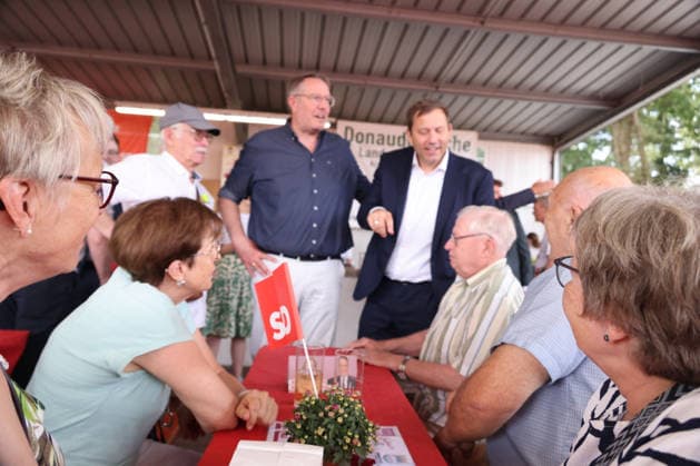 SPD RLP 3 former members and a party chairman, August 16, 2026, Germany, Rhineland-Palatinate, SPD, Federal Minister of Finance Lars Klingbeil (party chairman), former Minister-President Alexander Schweitzer and his wife Barbara, Kurt Beck and Rudolf Scharping, SPD Palatinate meeting, 250 guests, 9 security personnel for th