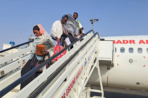 150 Sudanese return home from Kampala under voluntary return program KHARTOUM, SUDAN - AUGUST 16: Sudanese citizens disembark from a plane carrying 150 people from Kampala, Uganda, under a voluntary return program to Khartoum, Sudan, on August 16, 2026, as residents continue returning to the capital after the Sudanese army regained full control of the city on May 21, 2025, amid the ongoing economic and humanitarian crisis caused by the conflict that began between the army and the Rapid Support Forces (RSF) on April 15, 2023. Nezar Abdallah Basheer Anadolu Khartoum Sudan. Editorial use only. Please get in touch for any other usage. Copyright: x2026xAnadoluxNezarxAbdallahxBasheerx