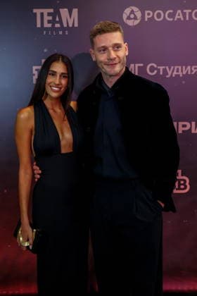 RUSSIA, MOSCOW - SEPTEMBER 1, 2026: Actor Aleksandar Radojicic (R) attends the Moscow premiere of Dmitry Tyurin s series Trudno Byt Bogom It s Hard to Be a God at the Karo 11 Oktyabr Cinema Moscow Russia - ZUMAt113 20260901_zaa_t113_969 Copyright: xPavelxSeleznevx