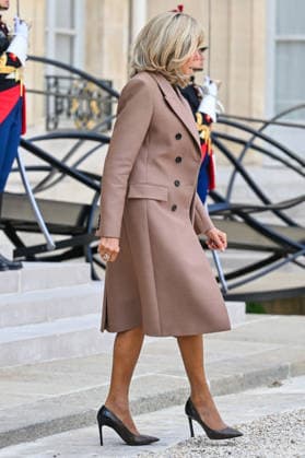 The French president and his wife, First Lady Brigitte Macron, welcome the president of Vietnam and his wife to the Élysée Palace in Paris, France, on September 10, 2026. The French president and his wife, Brigitte Macron, welcome the president of Vietnam and his wife to the Élysée Palace in Paris, France, on September 10, 2026 Paris, France Copyright: xChristianxLiewigx xBestimagexChristianxLiewigx xBestimagex