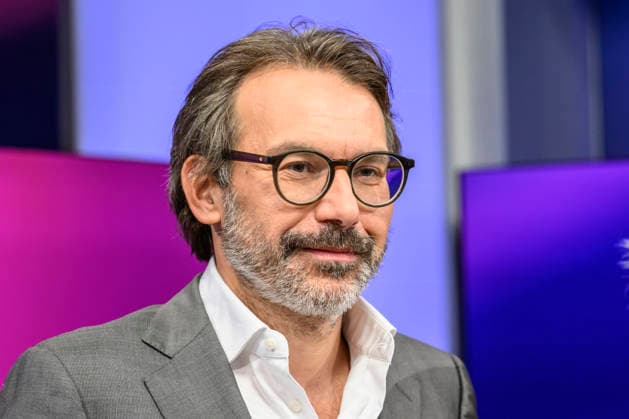 Pictured, from left: Rene Pfister, *Der Spiegel*, Germany, Berlin, studio, guest on *Maischberger*, political talk show, TV, program, with host Sandra Maischberger, *Das Erste*, filmed at Studio 20 in Adlershof, September 16, 2026, Copyright: HMBxMedia UwexKoch