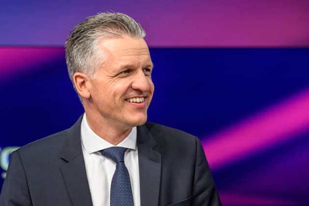 Pictured, from left: Thorsten Frei, CDU Union parliamentary group leader, GER, Berlin, studio, guest on *Maischberger*, political talk show, TV, program, with host Sandra Maischberger, Das Erste, from Adlershof, Studio 20, September 16, 2026, Copyright: HMBxMedia UwexKoch