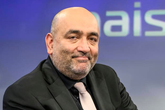 Pictured from left: Omid Nouripour, Alliance 90 The Greens, Vice President of the Bundestag, GER, Berlin, studio, guest on *Maischberger*, political talk show, TV, program, with host Sandra Maischberger, Das Erste, from Studio 20 in Adlershof, September 16, 2026, Copyright: HMBxMedia UwexKoch