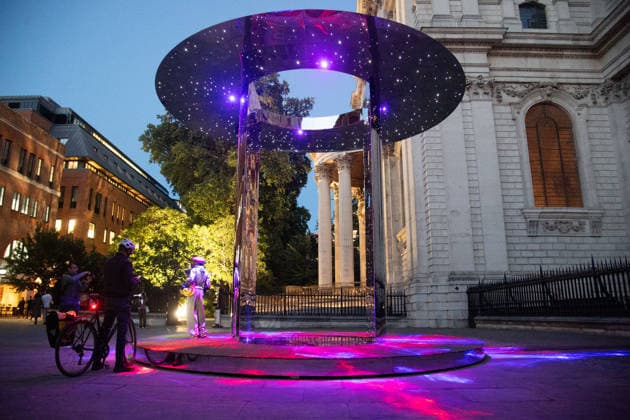Mykola Kabluka s The Point of Unity unveiled as part of The Design Festival 2026 at St. Paul s Cathedral, London, UK - 16 September, 2026 A general view of The Point of Unity by Mykola Kabluka next to St. Paul s Cathedral, London, England, UK on Wednesday 16 September, 2026 as part of the Design Festival 2026., Credit:Justin Ng Avalon UK, England, London, St. Paul s Cathedral Copyright: xJustinxNgx xAvalonx 1135415564