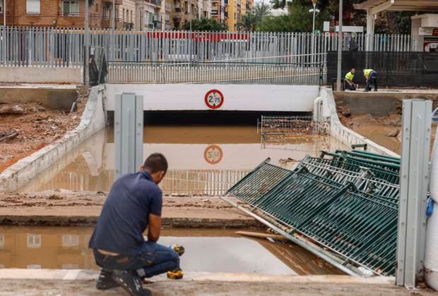 Rainfall totals exceed 100 l m² in Valencia. The Aldaia Tunnel flooded due to last night’s heavy rains, on September 17, 2026, in Valencia, Valencian Community, Spain. The rains that fell on Wednesday afternoon, September 16, hitting much of the province of Valencia with great intensity, were concentrated in the metropolitan area of the capital, Horta Nord and Sud, and other nearby regions such as Camp de Turia, where some municipalities recorded rainfall totals exceeding 100 liters per square meter, accompanied by spectacular downpours, lightning, and winds of 100 kilometers per hour. SEPTEMBER 17, 2026 LONG WEEKEND STORM Valencia, Valencian Community Valencia, Valencian Community, Spain Copyright: xRoberxSolsonax 7780977