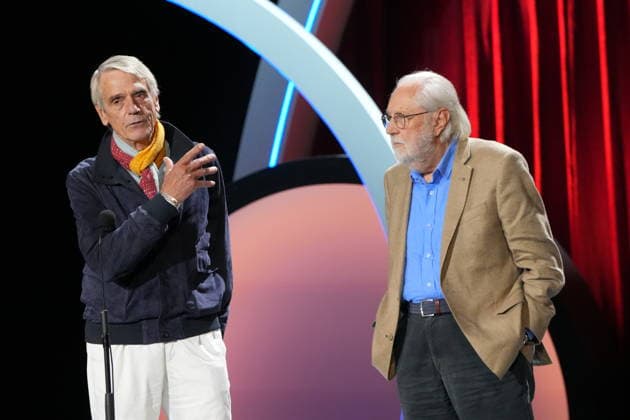 The 74th San Sebastián International Film Festival Kicks Off Actor Jeremy Irons and director Roland Joffé at the opening of the 74th San Sebastián International Film Festival, at the Kursaal Convention Center and Auditorium, on September 18, 2026, in San Sebastián, Guipúzcoa, Basque Country, Spain. The San Sebastián Film Festival kicks off its 74th edition this Friday, September 18, and will run through September 26, featuring one of the largest gatherings of stars in recent years, with names such as Brad Pitt, Penélope Cruz, Orlando Bloom, Rami Malek, Jeremy Irons, and Ricardo Darín among the celebrities set to visit the city of San Sebastián. SEPTEMBER 18, 2026 SANSE FILM FESTIVAL BASQUE COUNTRY FILM ACTRESSES ACTORS San Sebastián, Guipú Copyright: xUnanuex 7784416