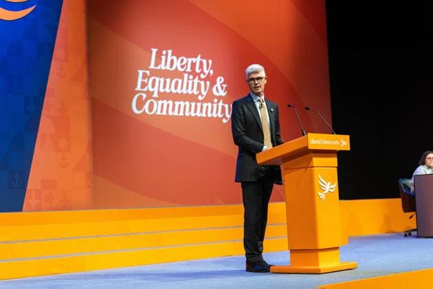 September 19, 2026, Brighton, United Kingdom: Dr Al Pinkerton, Liberal Democrat MP for Surrey Heath and Europe spokeperson, addresses the delegates at the Liberal Democrat Autumn Conference 2026 at the Brighton Centre.Day one of the Liberal Democrat Autumn Conference at the Brighton Centre. The event runs from 19 Sept to 22 Sept 2026, bringing together party members, MPs, and delegates to debate policy, vote on key motions, and deliver keynote addresses Brighton United Kingdom - ZUMAs197 20260919_aaa_s197_126 Copyright: xPhilxLewisx