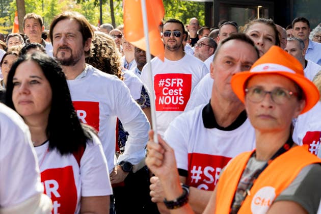 Paris, France September 24, 2026 - Protest of Altice France group employees. Employees of the Altice France group, the parent company of the SFR telecom operator which is set to be sold to its competitors are protesting to defend their jobs as a major overhaul of the sector looms. ALTICE, SFR, SYNDICATS, TELECOM, ECONOMIE, GREVE, MANIFESTATION, OPERATEURS DE TELEPHONIE, FAI FOURNISSEURS D ACCES A INTERNET, GREVISTES, TRAVAILLEURS, MANIFESTANTS Copyright: xVincentxIsore IP3x