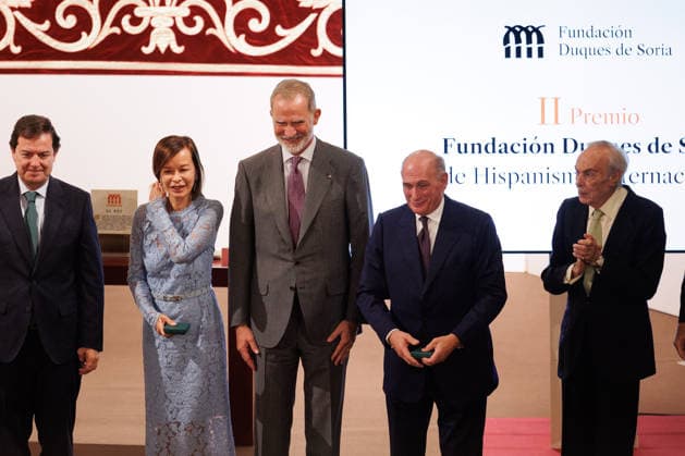 Felipe VI Attends the Award Ceremony for the 2nd International Hispanism Award of the Duques de Soria Foundation King Felipe VI during the award ceremony for the 2nd International Hispanism Award of the Duques de Soria Foundation at the Convent of La Merced on September 25, 2026, in Soria, Castile and León, Spain. The award was presented to PhiloBiblon, the largest digital library and biobibliographic database dedicated to medieval Iberian texts in the Romance languages of Castilian, Catalan, and Galician-Portuguese. The team is led by Professor Charles B. Faulhaber of the University of Oxford. September 25, 2026, Soria, Castile and León, Spain Copyright: xConchaxOrtegax 7799878