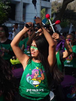 September 26, 2026, Lima, Lima, Peru: Group of women playing drums when on International Safe Abortion Day hundreds of women, wearing green scarf, carry out a demonstration demanding legal, safe, and free abortion in Peru, as part of the comprehensive health of girls, adolescents, women, and anyone with the possibility of gestating. Abortion in Peru, a conservative country, is illegal and punishable Lima Peru - ZUMAg240 20260926_zip_g240_008 Copyright: xCarlosxGarciaxGranthonx