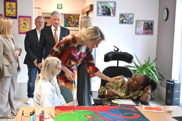 Royal Visit To The Province Of Liege LIÈGE, BELGIUM - SEPTEMBER 29: King Philippe and Queen Mathilde are visiting the province of Liège. Their itinerary begins at the nonprofit organization Le Bercail in Liège, a day and residential center for adults with intellectual disabilities. There, the King and Queen will view the memorial wall La Cabane du souvenir and an apartment adapted for people with limited mobility. They will also take part in an art workshop, during which they will create a collaborative artwork together with several beneficiaries. September 29, 2026 in Liège, Belgium, 29 09 2026 Liège Belgium Copyright: xBertxVanxDenxBrouckex