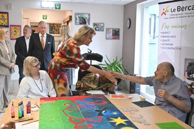 Royal Visit To The Province Of Liege LIÈGE, BELGIUM - SEPTEMBER 29: King Philippe and Queen Mathilde are visiting the province of Liège. Their itinerary begins at the nonprofit organization Le Bercail in Liège, a day and residential center for adults with intellectual disabilities. There, the King and Queen will view the memorial wall La Cabane du souvenir and an apartment adapted for people with limited mobility. They will also take part in an art workshop, during which they will create a collaborative artwork together with several beneficiaries. September 29, 2026 in Liège, Belgium, 29 09 2026 Liège Belgium Copyright: xBertxVanxDenxBrouckex