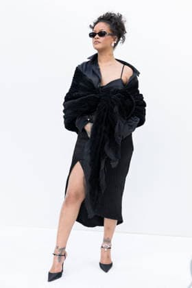 Rihanna at the Dior Women s Ready-to-Wear Spring Summer 2027 Collection fashion show during Paris Fashion Week, September 29, 2026 Olivier Borde Bestimage Rihanna at the Dior Women’s Ready-to-Wear Spring Summer 2027 Collection fashion show during Paris Fashion Week, September 29, 2026, Paris, France Copyright: xOLIVIERxBORDEx xBESTIMAGExOLIVIERxBORDEx xBESTIMAGEx