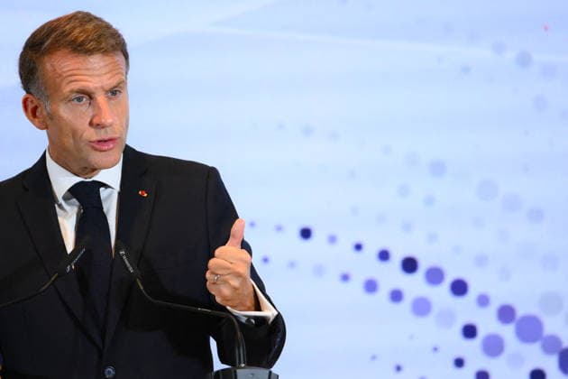 State Visit to Spain of French Presidential Couple - Economic Forum French President Emmanuel Macron during an Economic Forum at Spanish Economy Ministry in Madrid, Spain on September 30 2026. French Presidential couple pays a two-day state visit to Spain. Photo by Eliot Blondet ABACAPRESS.COM Paris France Copyright: xBlondetxEliot ABACAx