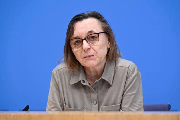 ABB BPK Carmen Scheibenbogen, German hematologist-oncologist and professor of immunology at Berlin’s Charité. Topic: Presentation on post-infectious diseases—care, research, and prevention, using Long COVID as an example—at the BPK Federal Press Conference in Berlin on October 1, 2026, Berlin, Germany