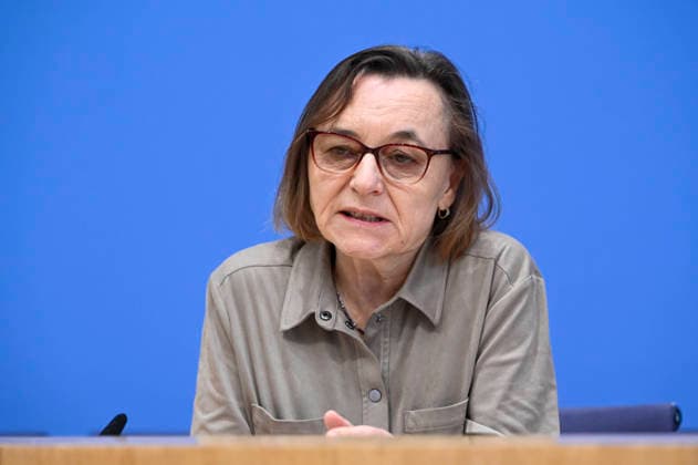 ABB BPK Carmen Scheibenbogen, German hematologist-oncologist and professor of immunology at Berlin’s Charité. Topic: Presentation on post-infectious diseases—care, research, and prevention, using Long COVID as an example—at the BPK Federal Press Conference in Berlin on October 1, 2026, Berlin, Germany