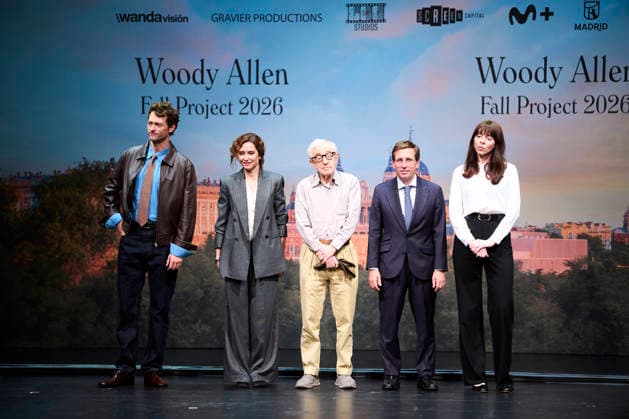 October 1, 2026, Madrid, Madrid, Spain: Woody Allen, Alexi Wasser, Peter Vives, Isabel Diaz Ayuso, President of Madrid, Jose Luis Martinez Almeida, Major of Madrid attends Presentation the Filming of Woody Allenâ€⠢s new film in Madrid presentation at Teatros del Canal on October 1, 2026 in Madrid, Spain Madrid Spain - ZUMAg15_ 20261001_zaf_g15_056 Copyright: xJackxAbuinx