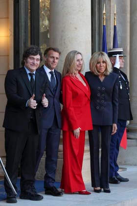 NEWS : Accueil de Javier Milei par Emmanuel Macron - Paris - 01 10 2026 Accueil de Javier MILEI, Prà sident de la Rà publique d™Argentine, par Emmanuel Macron Prà sident de la Rà publique Francaise. ParisFrance Copyright: xMichtofx